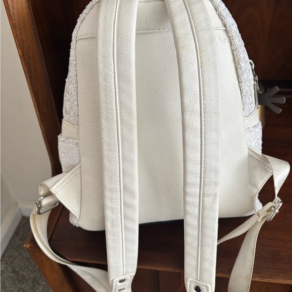 Loungefly White and Orange Olaf Mini Backpack - Picture 5 of 6